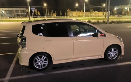 Honda Fit III, 2004 год, 250 000 рублей, 6 фотография