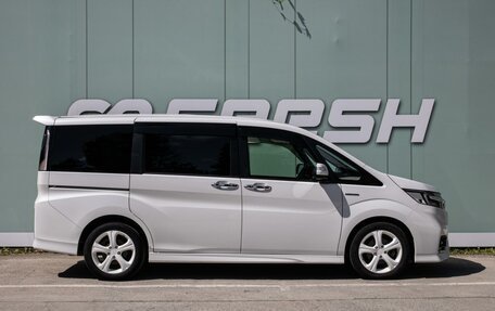 Honda Stepwgn IV, 2018 год, 2 550 000 рублей, 5 фотография