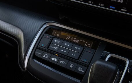 Honda Stepwgn IV, 2018 год, 2 550 000 рублей, 17 фотография