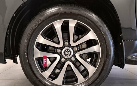 Toyota Land Cruiser 200, 2014 год, 4 840 000 рублей, 18 фотография