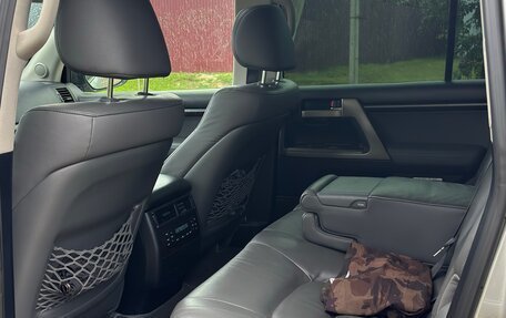 Toyota Land Cruiser 200, 2009 год, 2 500 000 рублей, 23 фотография