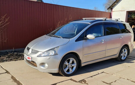 Mitsubishi Grandis, 2008 год, 800 000 рублей, 9 фотография