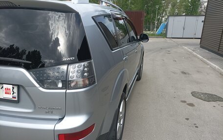 Mitsubishi Outlander III рестайлинг 3, 2008 год, 1 000 000 рублей, 5 фотография