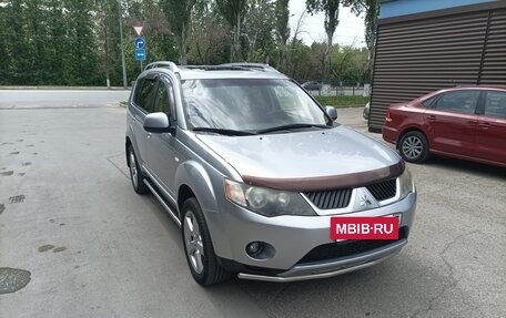 Mitsubishi Outlander III рестайлинг 3, 2008 год, 1 000 000 рублей, 3 фотография