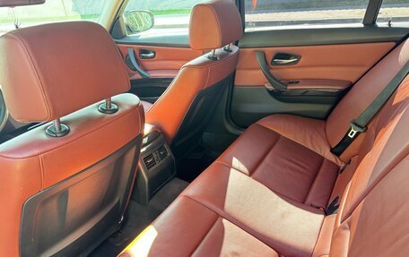 BMW 3 серия, 2010 год, 1 150 000 рублей, 14 фотография