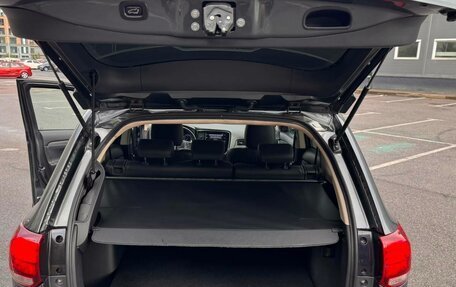 Mitsubishi Outlander III рестайлинг 3, 2019 год, 2 300 000 рублей, 8 фотография