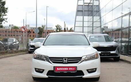 Honda Accord IX рестайлинг, 2013 год, 1 550 000 рублей, 2 фотография