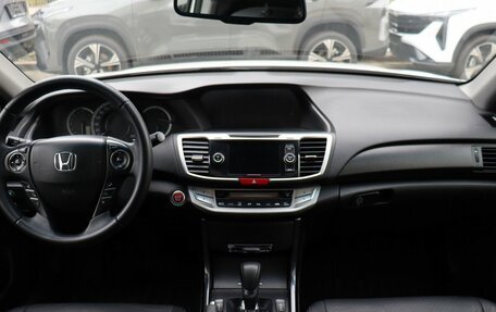 Honda Accord IX рестайлинг, 2013 год, 1 550 000 рублей, 12 фотография