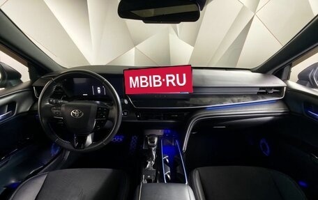 Toyota Camry, 2024 год, 3 200 000 рублей, 14 фотография