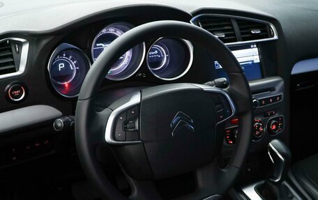 Citroen C4 II рестайлинг, 2017 год, 928 000 рублей, 12 фотография