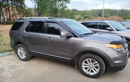 Ford Explorer VI, 2013 год, 1 700 000 рублей, 2 фотография