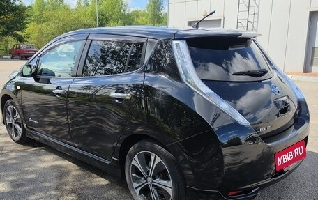 Nissan Leaf I, 2014 год, 1 100 000 рублей, 6 фотография