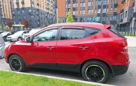 Hyundai ix35 I рестайлинг, 2013 год, 800 000 рублей, 4 фотография