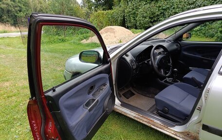 Mitsubishi Carisma I, 2002 год, 250 000 рублей, 7 фотография