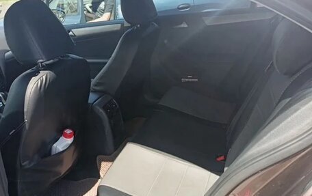 Volkswagen Jetta VI, 2016 год, 1 000 000 рублей, 6 фотография