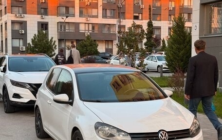 Volkswagen Golf VI, 2009 год, 900 000 рублей, 4 фотография