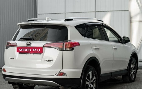 Toyota RAV4, 2016 год, 2 200 000 рублей, 7 фотография