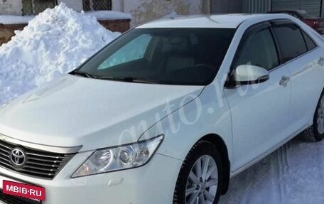 Toyota Camry, 2014 год, 1 320 000 рублей, 2 фотография