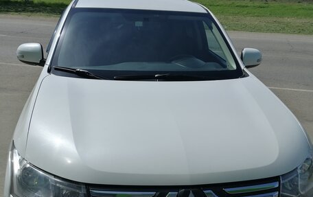 Mitsubishi Outlander III рестайлинг 3, 2012 год, 1 250 000 рублей, 1 фотография
