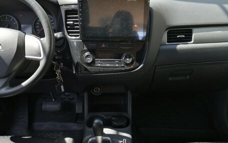 Mitsubishi Outlander III рестайлинг 3, 2012 год, 1 250 000 рублей, 4 фотография