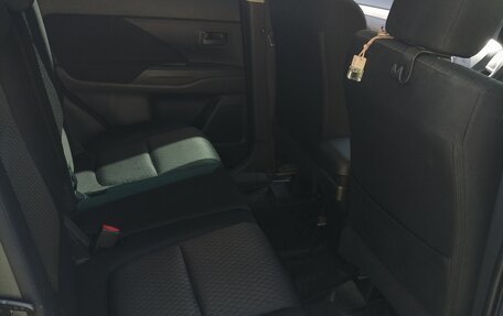 Mitsubishi Outlander III рестайлинг 3, 2012 год, 1 250 000 рублей, 8 фотография