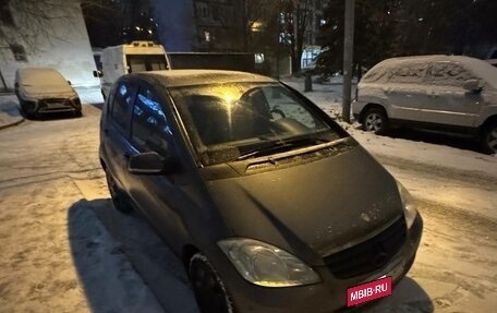Mercedes-Benz A-Класс, 2011 год, 800 000 рублей, 9 фотография