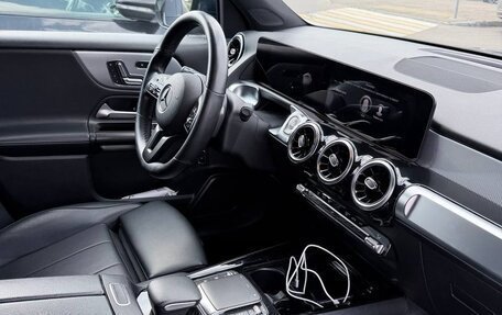 Mercedes-Benz GLB, 2021 год, 3 500 000 рублей, 15 фотография