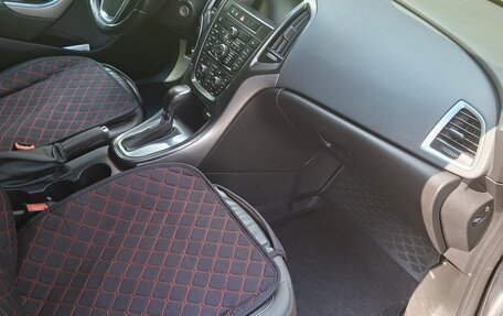 Opel Astra J, 2013 год, 550 000 рублей, 2 фотография