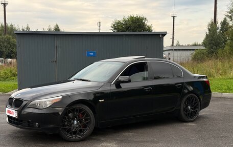 BMW 5 серия, 2005 год, 900 000 рублей, 2 фотография