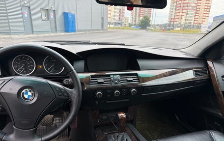 BMW 5 серия, 2005 год, 900 000 рублей, 9 фотография