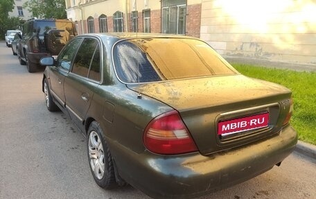 Hyundai Sonata III рестайлинг, 1998 год, 159 000 рублей, 1 фотография