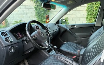 Volkswagen Tiguan I, 2016 год, 2 100 000 рублей, 1 фотография