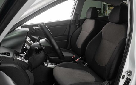 Hyundai Solaris II рестайлинг, 2013 год, 869 000 рублей, 10 фотография