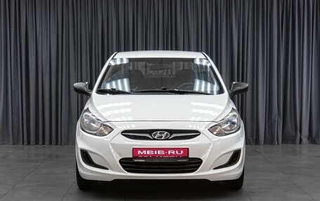 Hyundai Solaris II рестайлинг, 2013 год, 869 000 рублей, 3 фотография