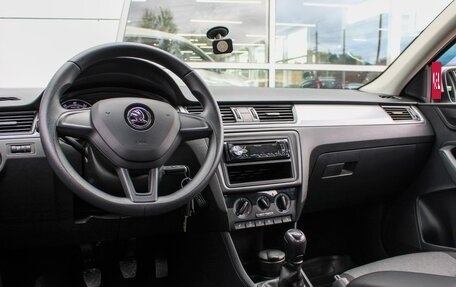 Skoda Rapid I, 2018 год, 1 170 000 рублей, 11 фотография