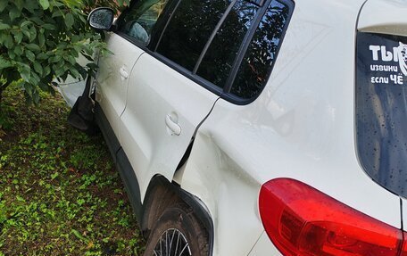 Volkswagen Tiguan I, 2011 год, 380 000 рублей, 15 фотография