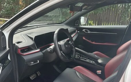 Geely Coolray I, 2023 год, 2 100 000 рублей, 8 фотография