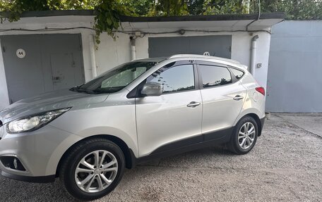 Hyundai ix35 I рестайлинг, 2013 год, 1 550 000 рублей, 2 фотография