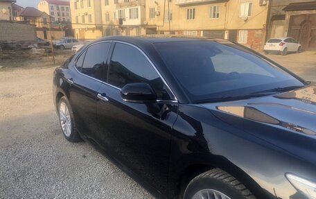 Toyota Camry, 2019 год, 2 450 000 рублей, 8 фотография