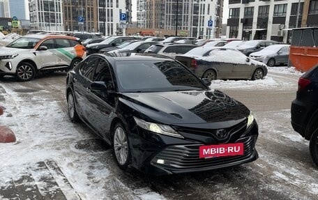 Toyota Camry, 2019 год, 2 450 000 рублей, 3 фотография