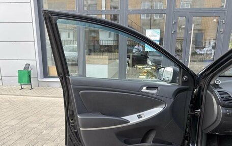 Hyundai Solaris II рестайлинг, 2011 год, 590 000 рублей, 5 фотография