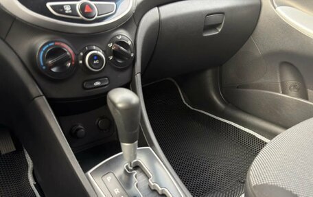 Hyundai Solaris II рестайлинг, 2011 год, 590 000 рублей, 11 фотография