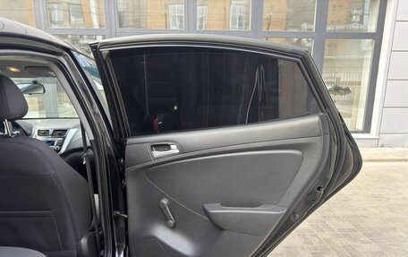 Hyundai Solaris II рестайлинг, 2011 год, 590 000 рублей, 17 фотография