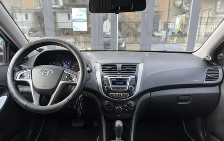 Hyundai Solaris II рестайлинг, 2011 год, 590 000 рублей, 15 фотография