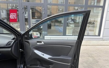 Hyundai Solaris II рестайлинг, 2011 год, 590 000 рублей, 18 фотография