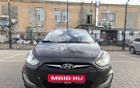Hyundai Solaris II рестайлинг, 2011 год, 590 000 рублей, 26 фотография