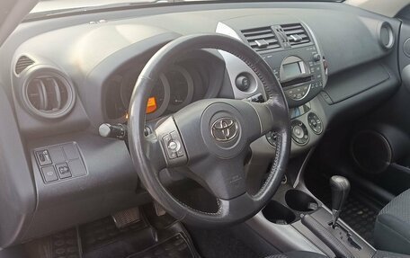 Toyota RAV4, 2006 год, 1 019 000 рублей, 14 фотография