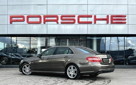 Mercedes-Benz E-Класс, 2012 год, 1 520 000 рублей, 3 фотография