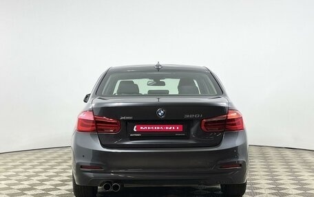 BMW 3 серия, 2018 год, 1 380 200 рублей, 4 фотография