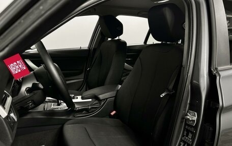 BMW 3 серия, 2018 год, 1 380 200 рублей, 10 фотография